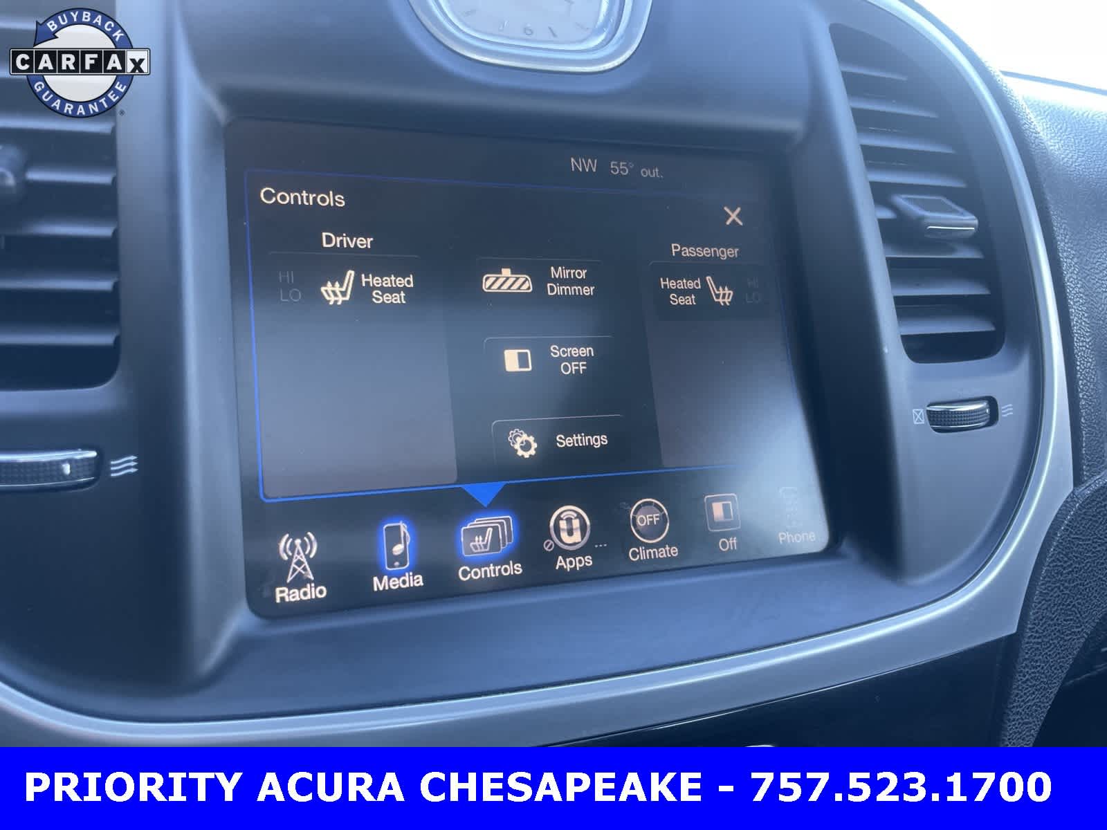 Thumbnail: 2015 Chrysler 300 - 19