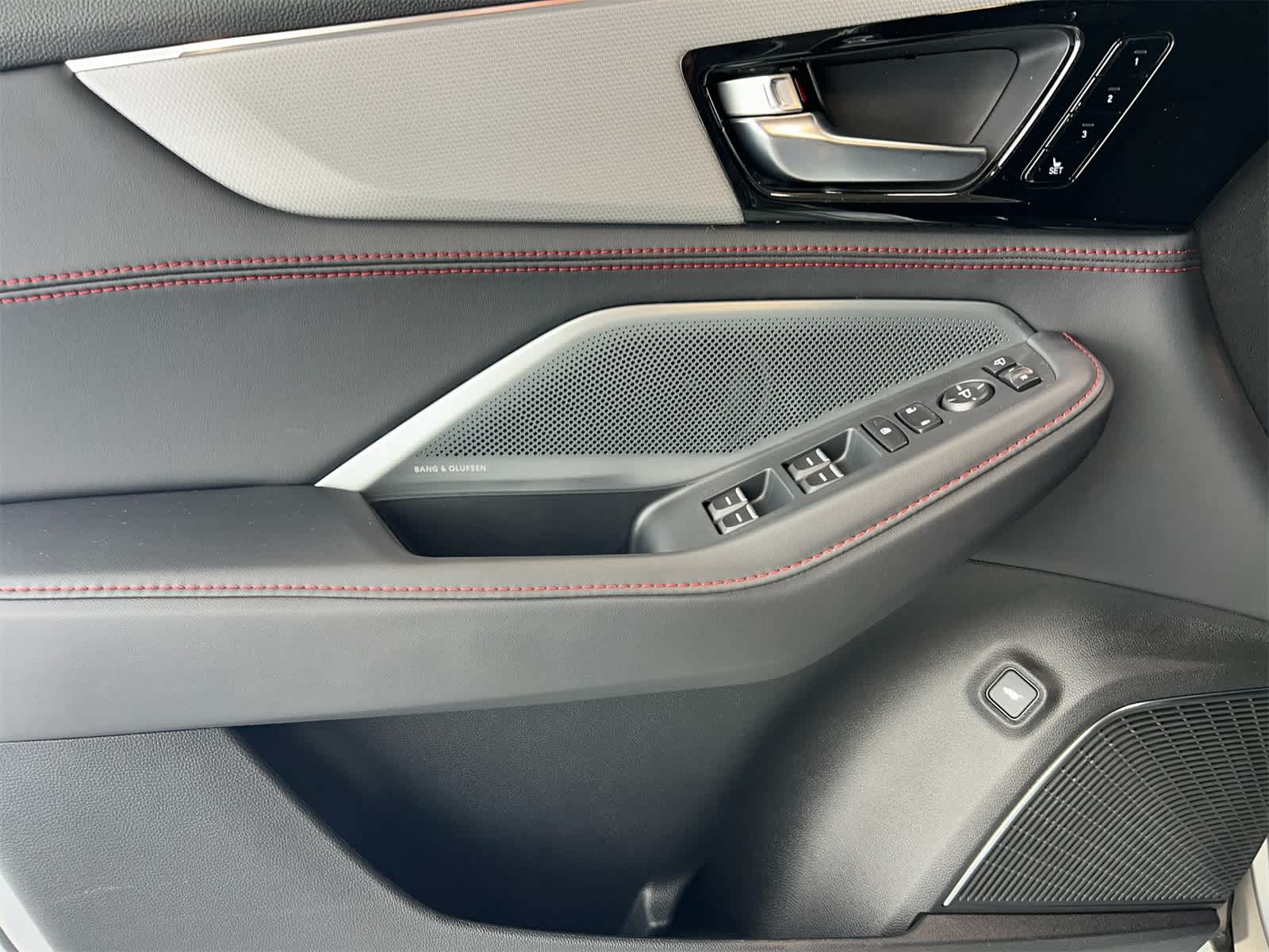 Thumbnail: 2026 Acura MDX - 18