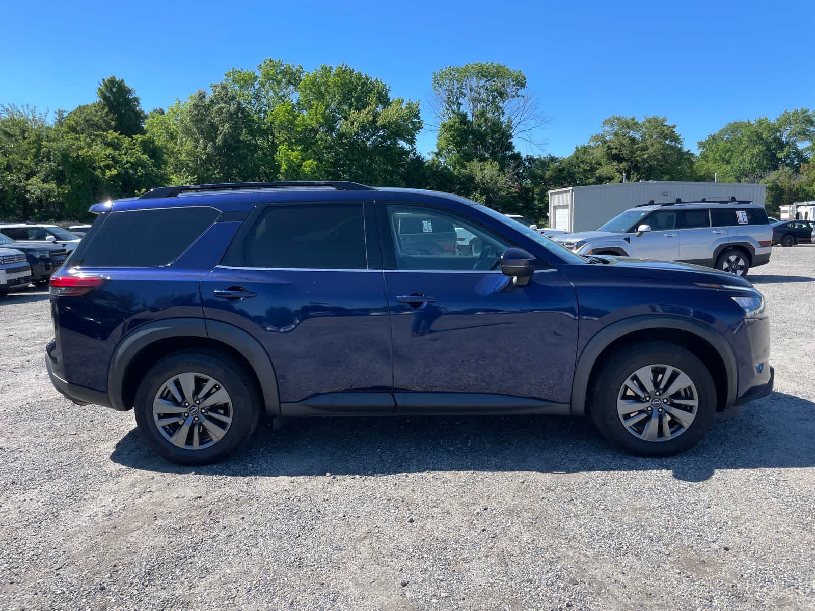 Thumbnail: 2024 Nissan Pathfinder - 6