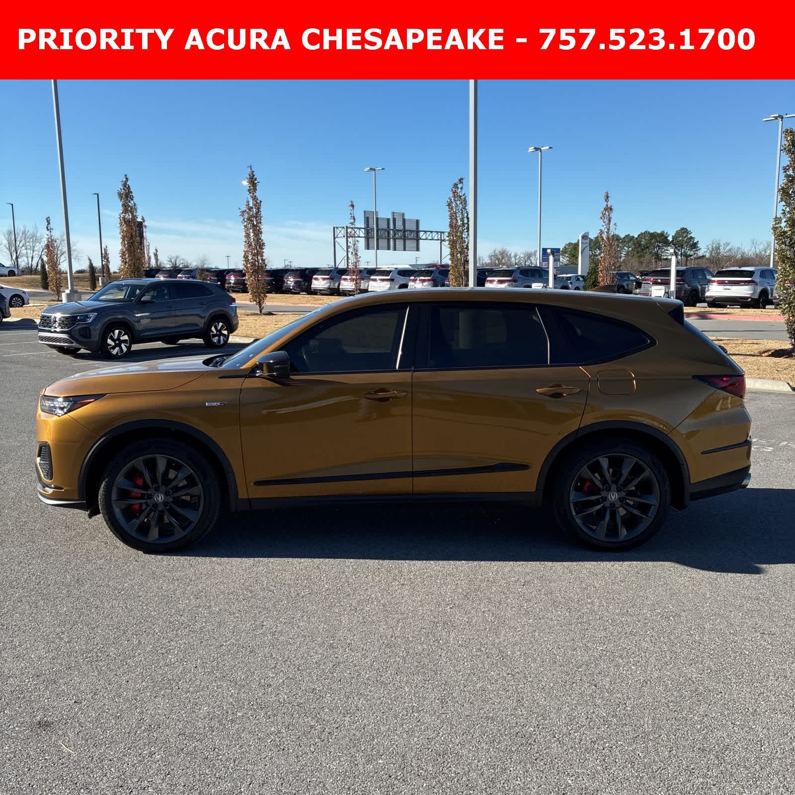 Thumbnail: 2022 Acura MDX - 2