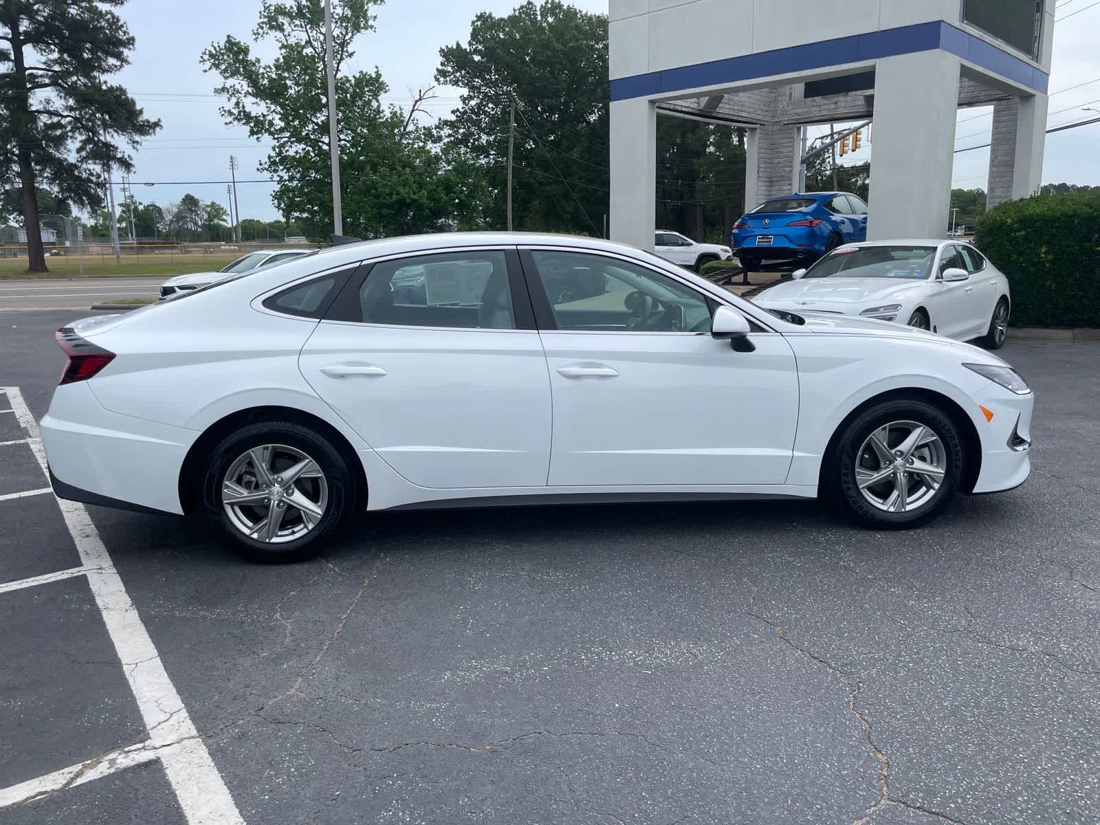 Thumbnail: 2022 Hyundai Sonata - 6