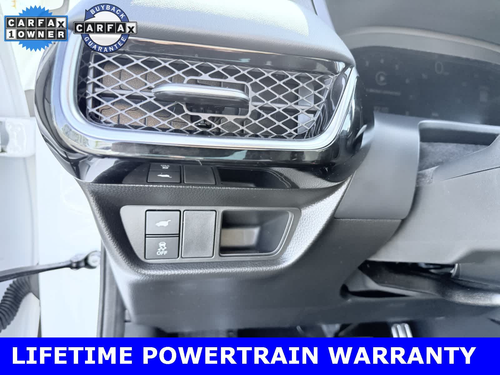 Thumbnail: 2025 Acura ADX - 18