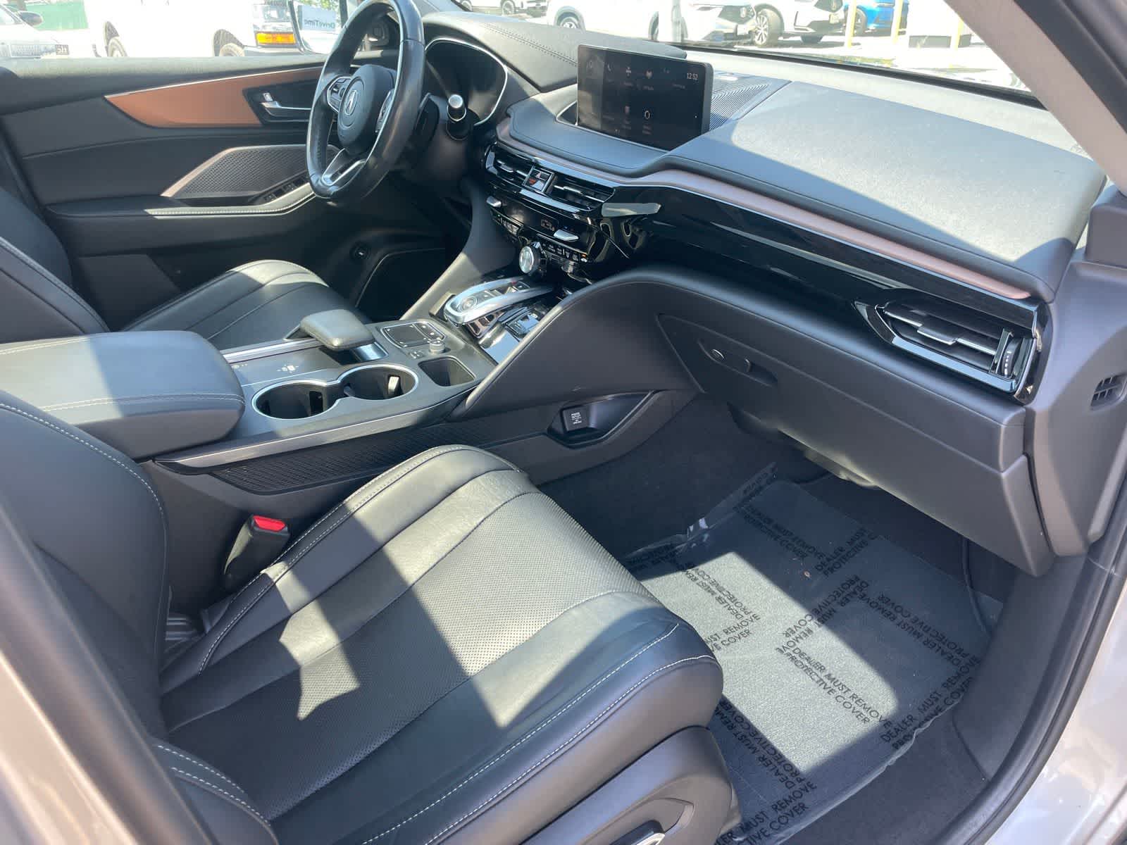 Thumbnail: 2022 Acura MDX - 22