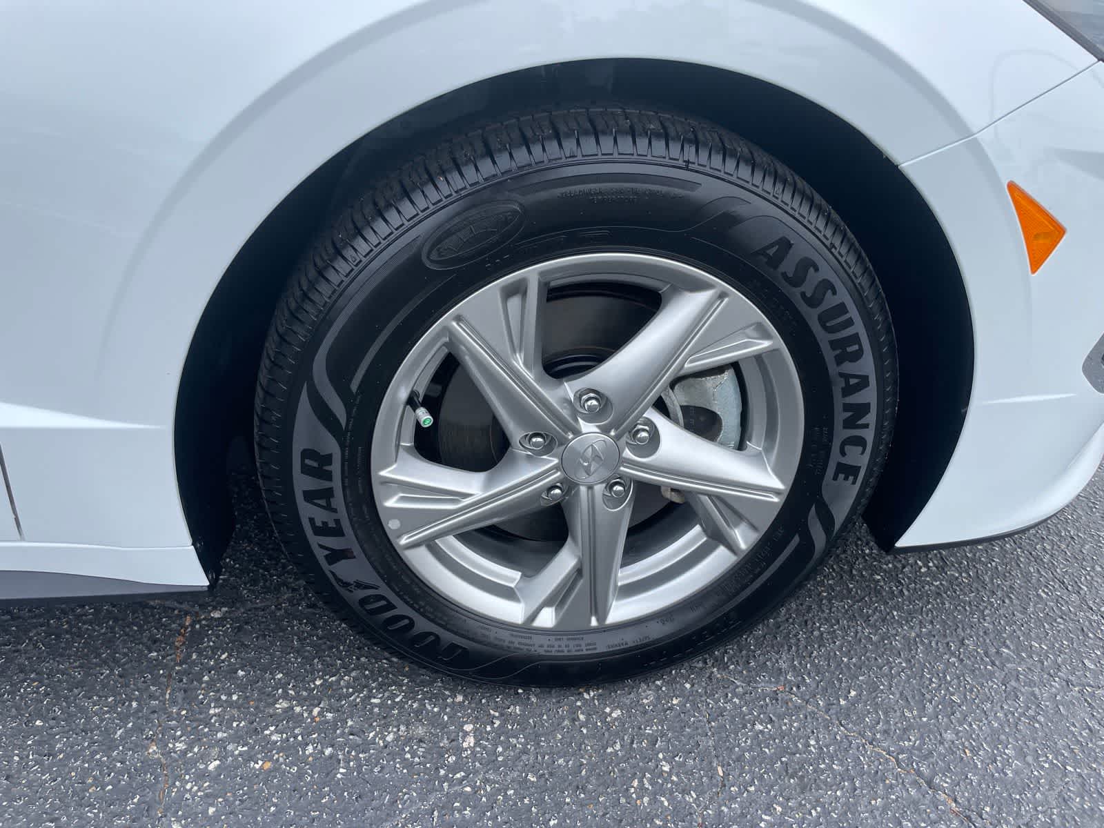 Thumbnail: 2022 Hyundai Sonata - 25