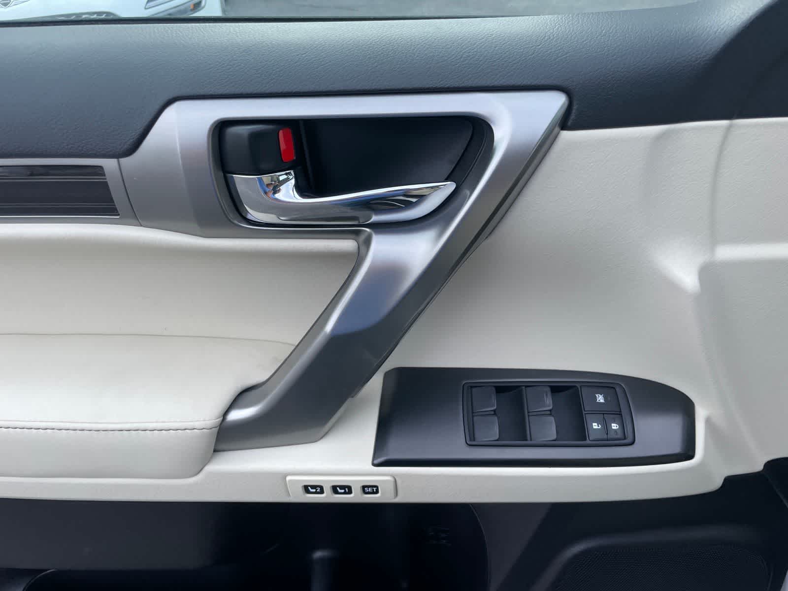 Thumbnail: 2022 Lexus GX - 11