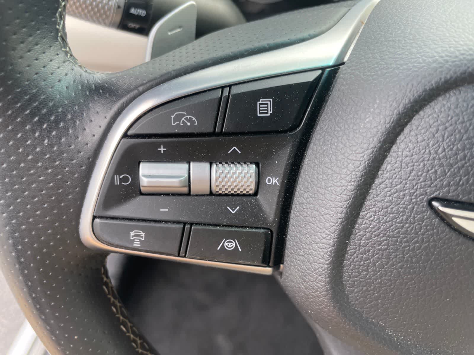 Thumbnail: 2025 Genesis G70 - 14