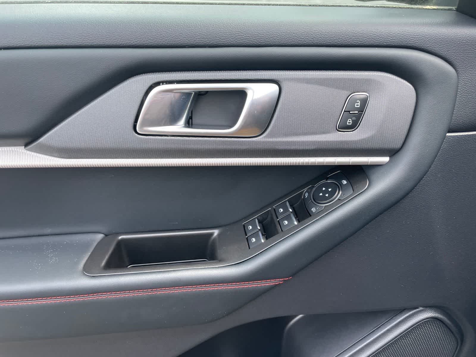 Thumbnail: 2025 Ford Explorer - 11