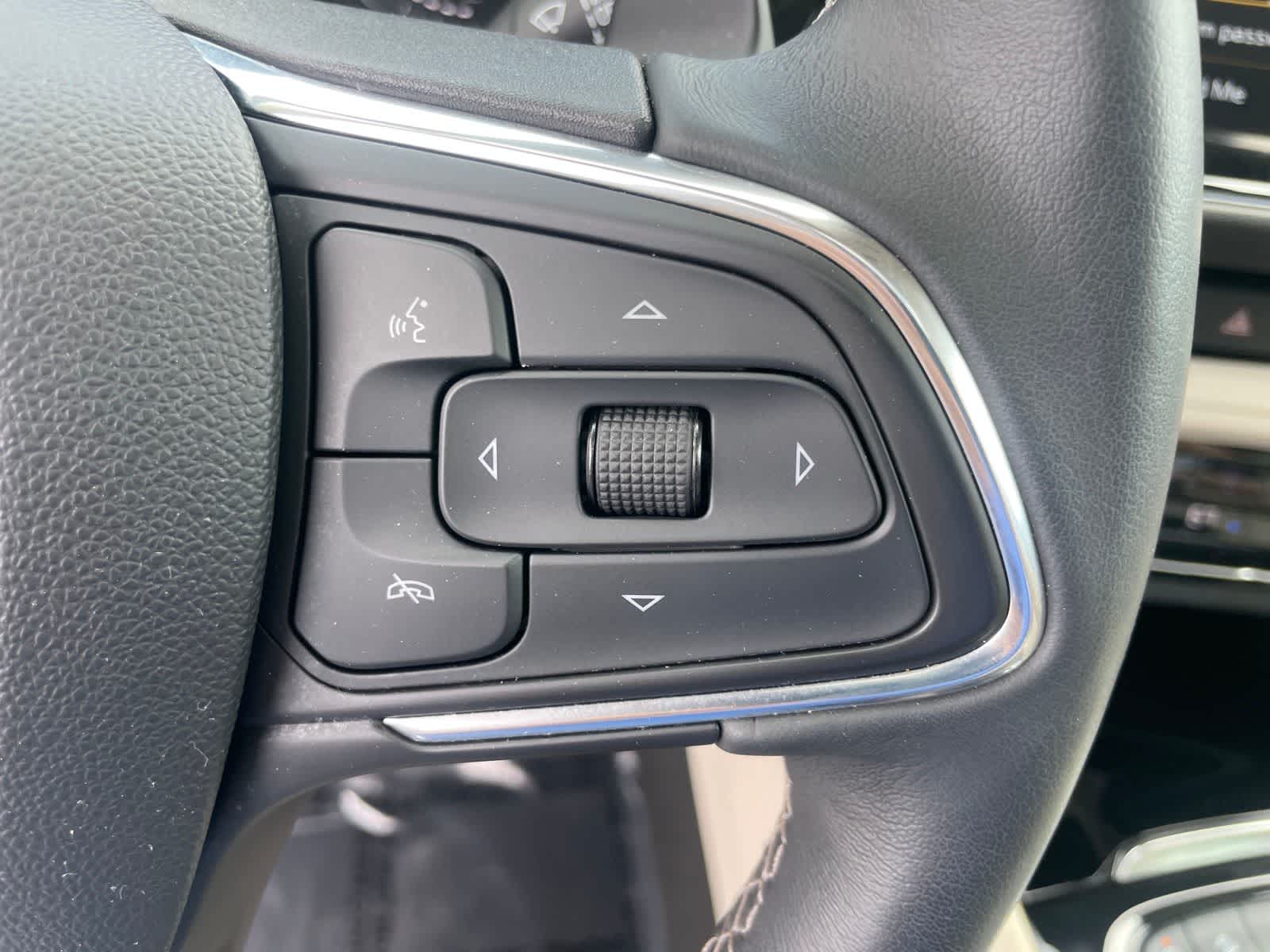 Thumbnail: 2023 Buick Envision - 14