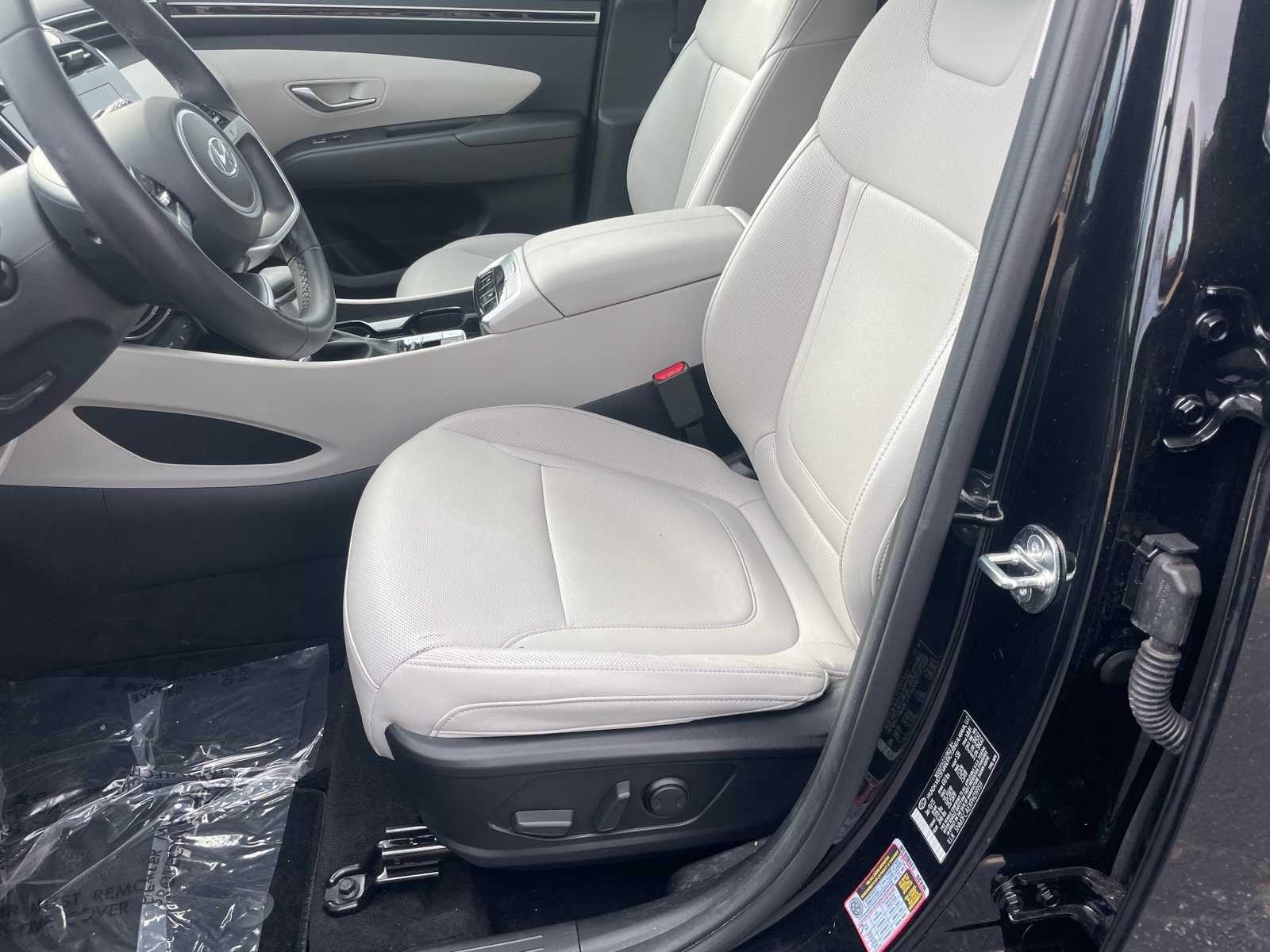 Thumbnail: 2023 Hyundai Tucson - 10