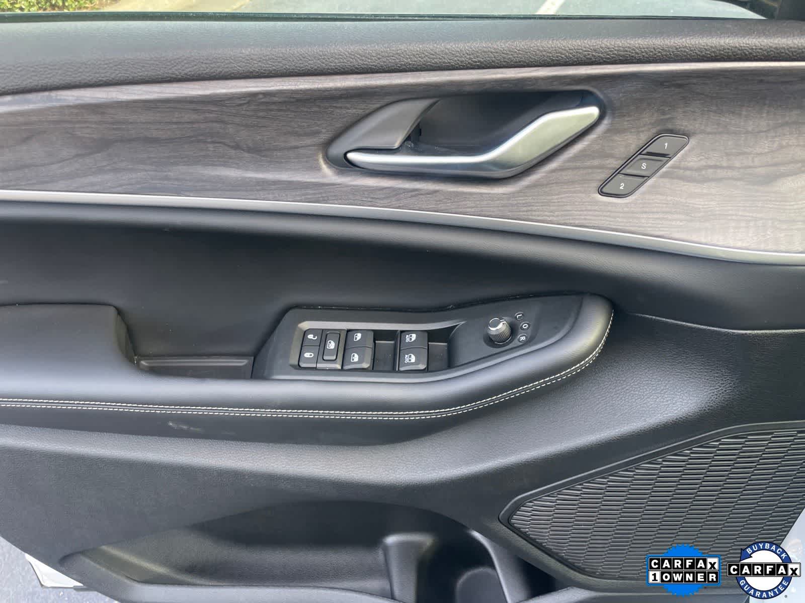 Thumbnail: 2024 Jeep Grand Cherokee L - 11