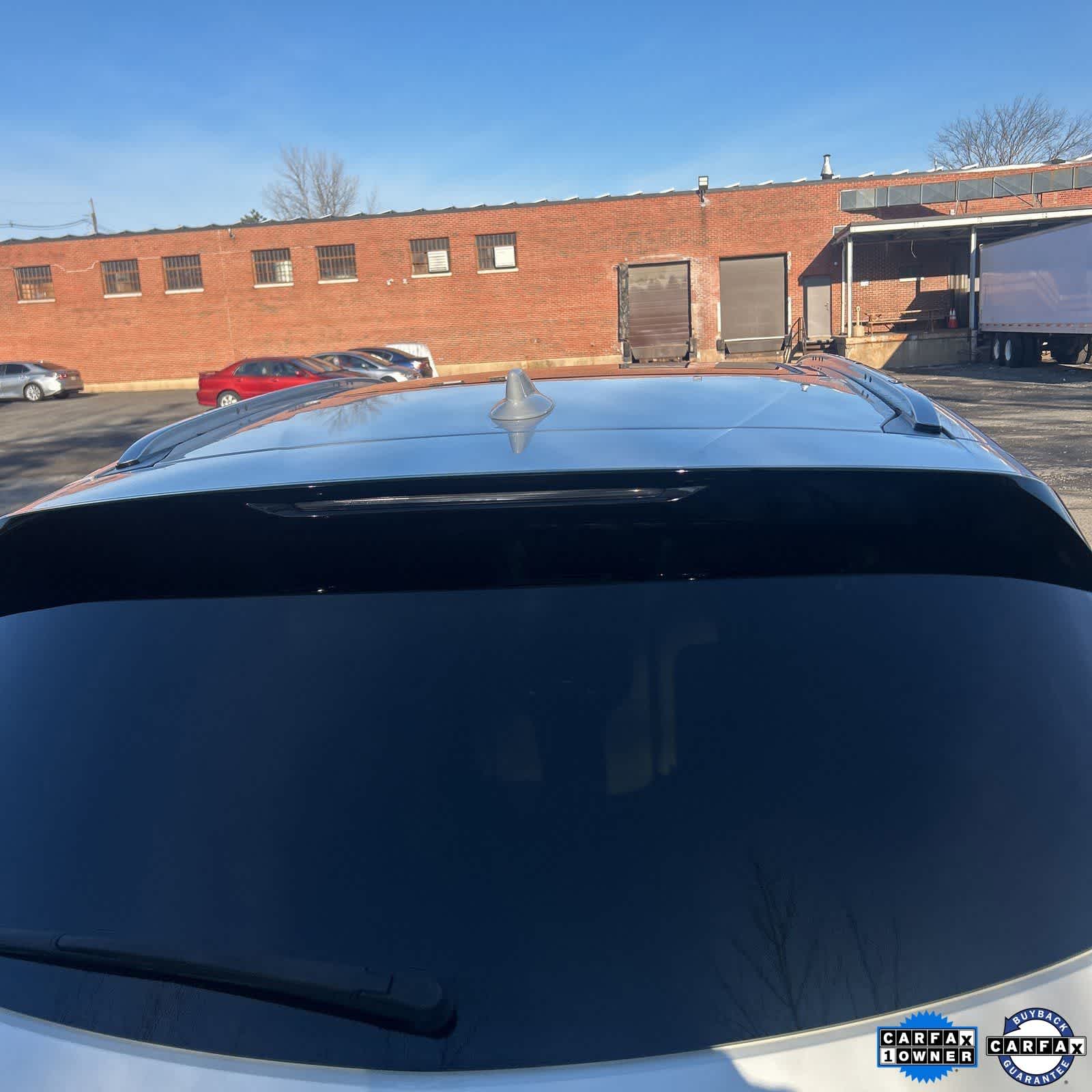 Thumbnail: 2023 Acura MDX - 9