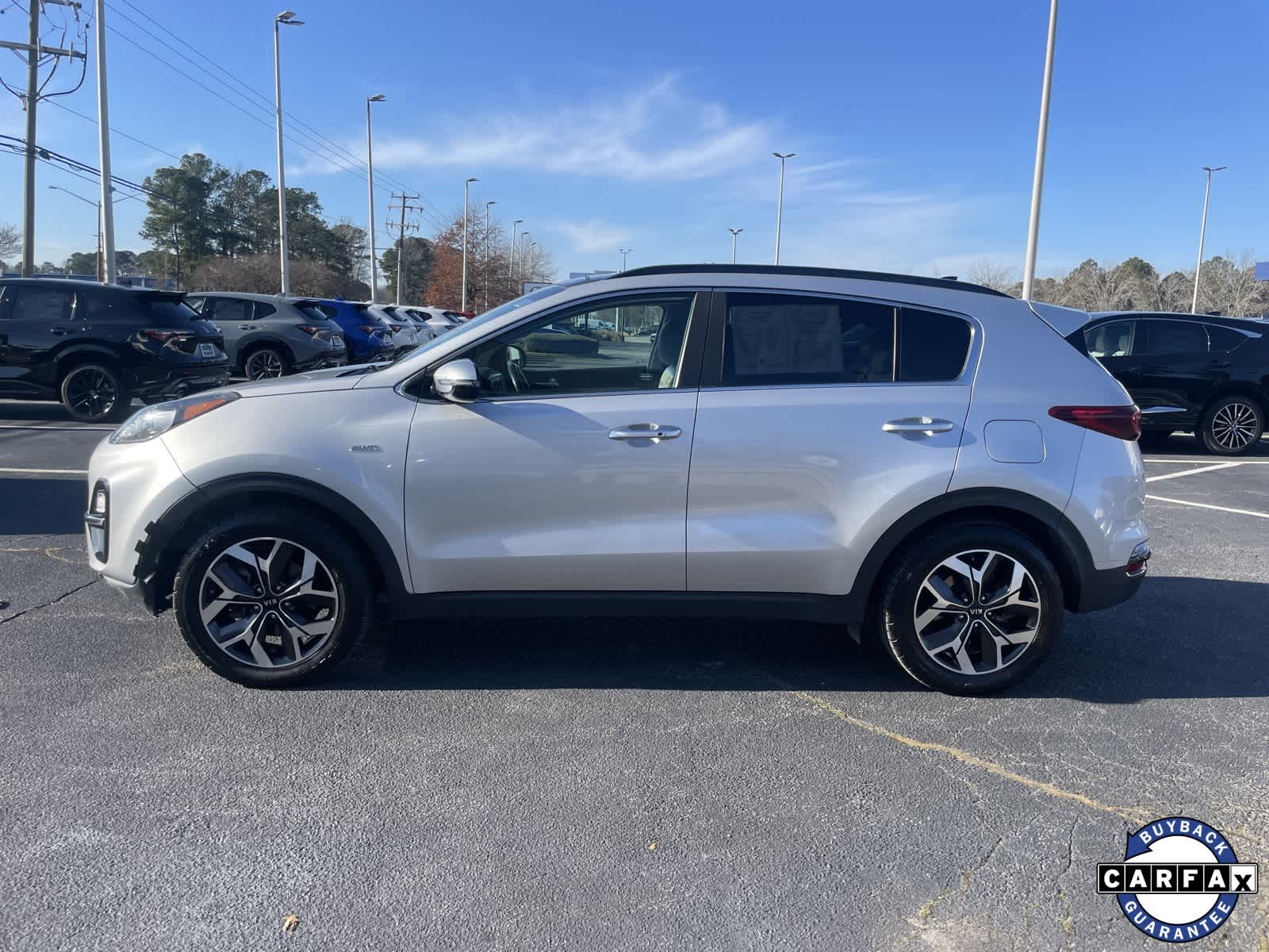 Thumbnail: 2020 Kia Sportage - 3