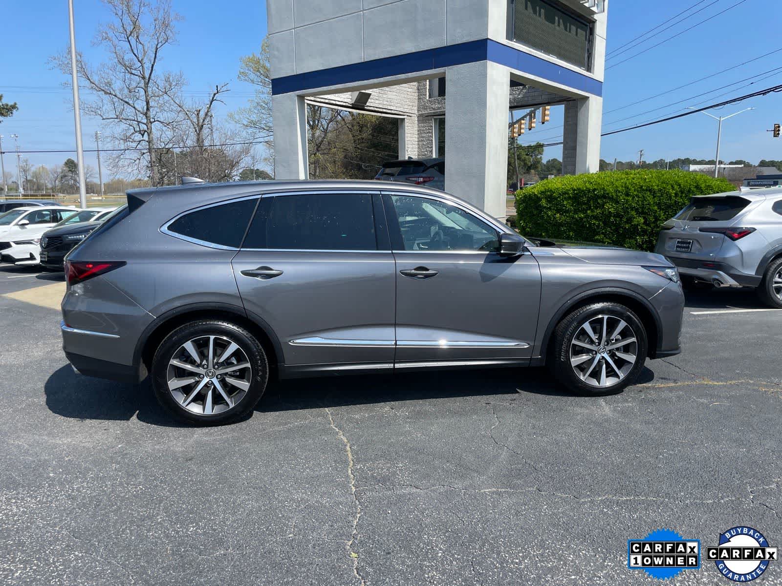 Thumbnail: 2025 Acura MDX - 6