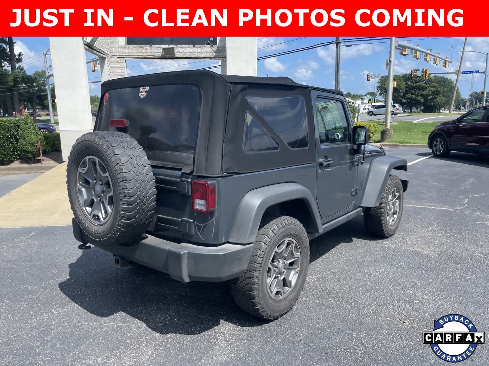 Thumbnail: 2016 Jeep Wrangler - 5