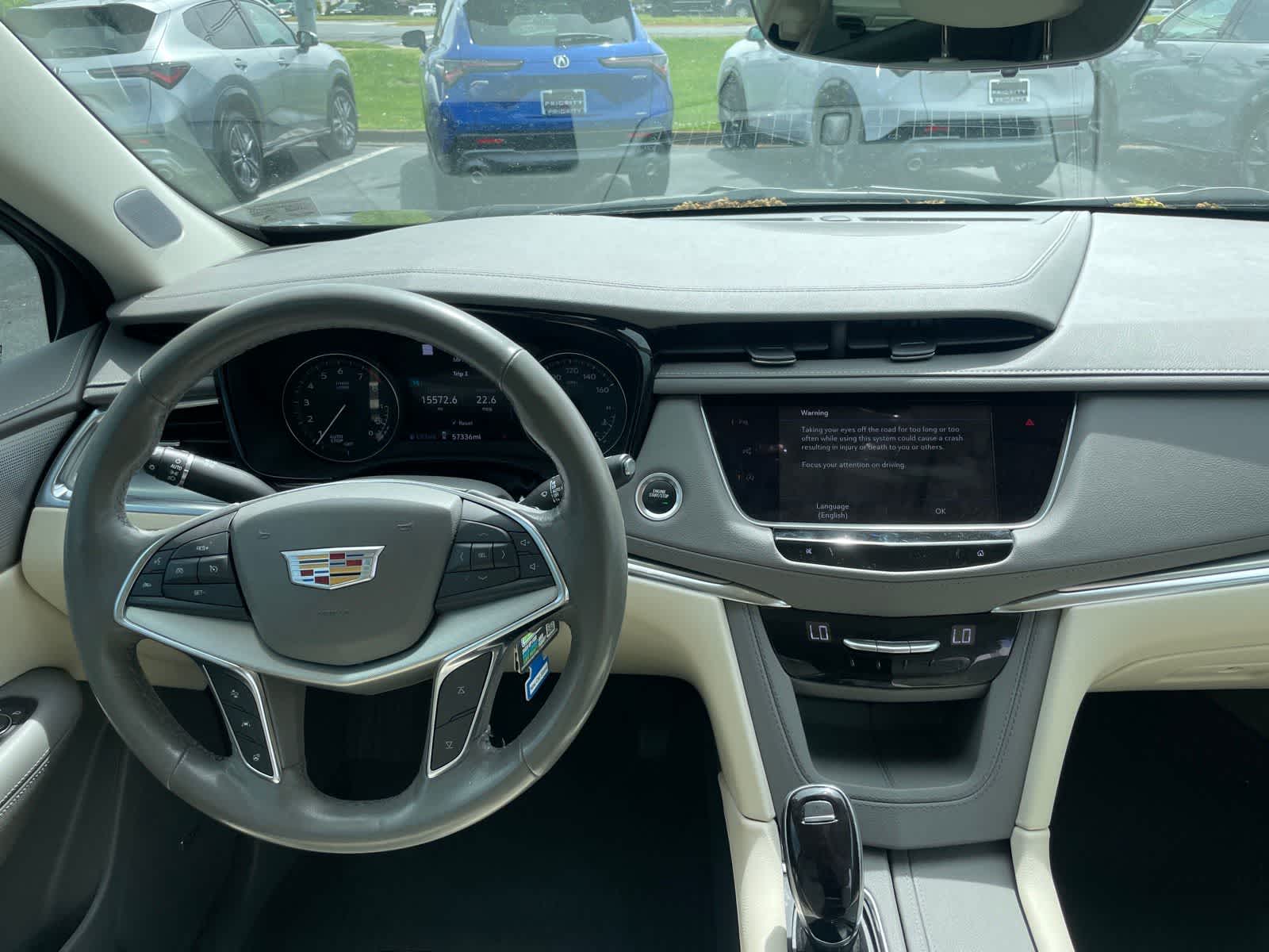 Thumbnail: 2022 Cadillac XT5 - 9