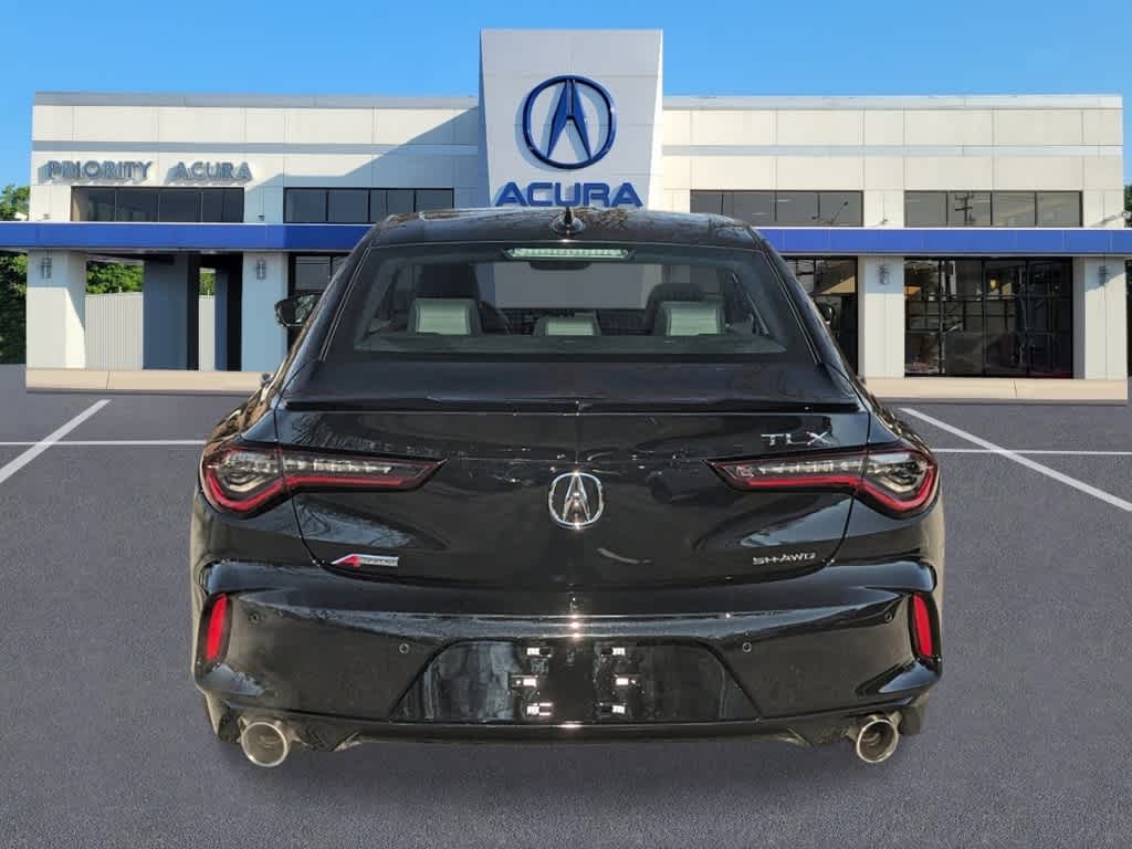 Thumbnail: 2025 Acura TLX - 4