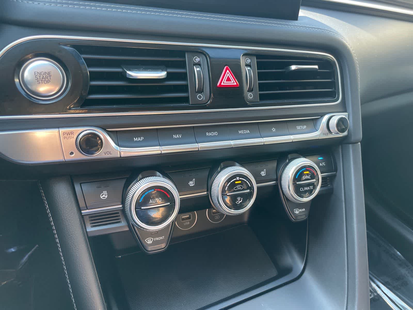 Thumbnail: 2023 Genesis G70 - 18