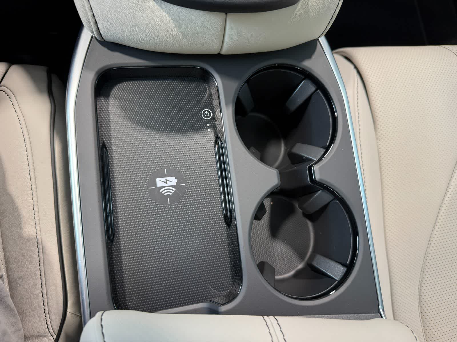 Thumbnail: 2026 Acura RDX - 21