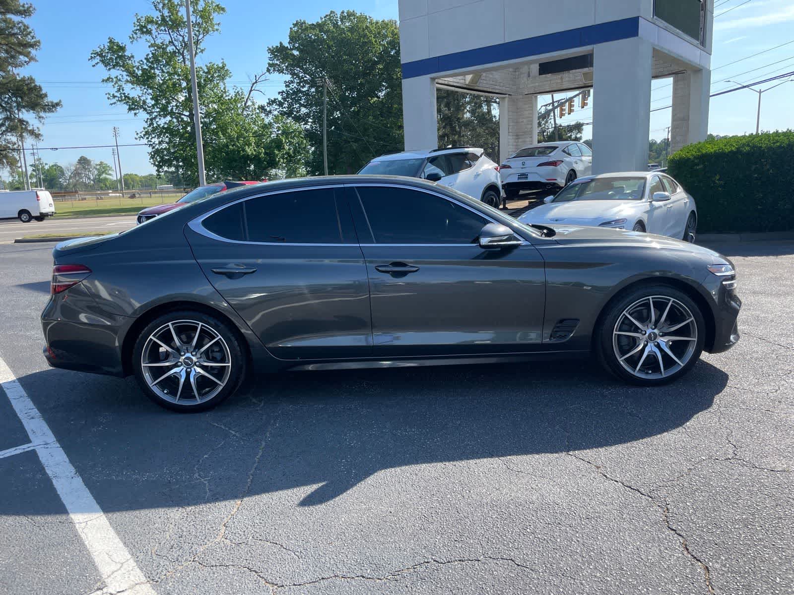 Thumbnail: 2023 Genesis G70 - 6