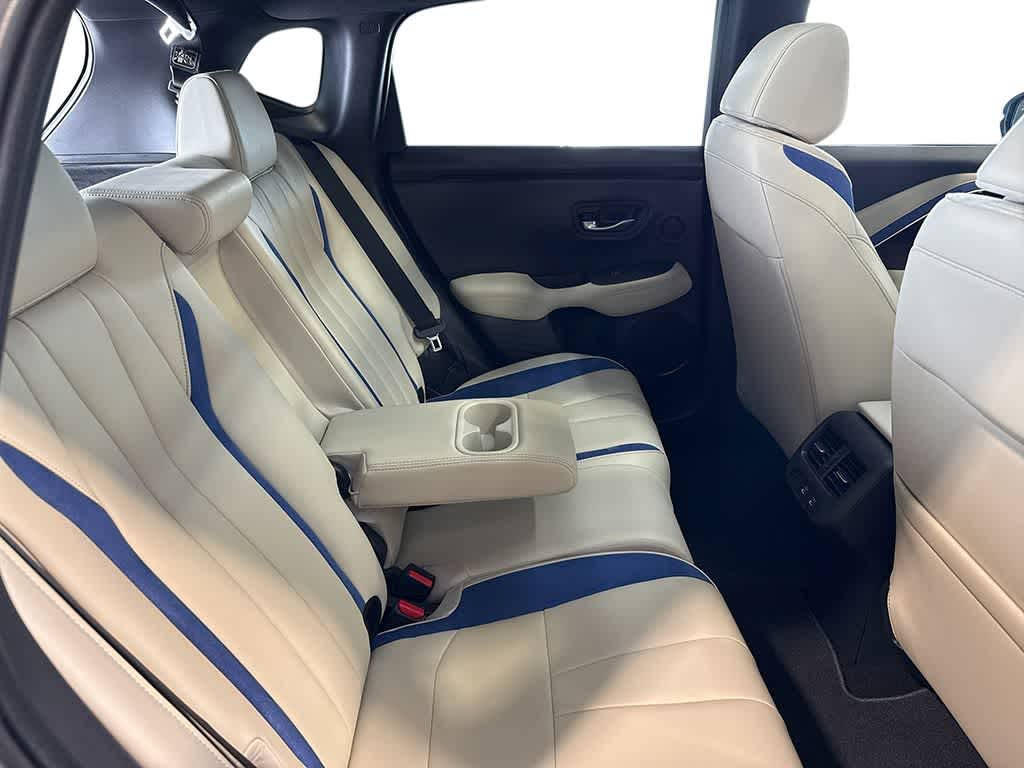 Thumbnail: 2025 Acura ADX - 39