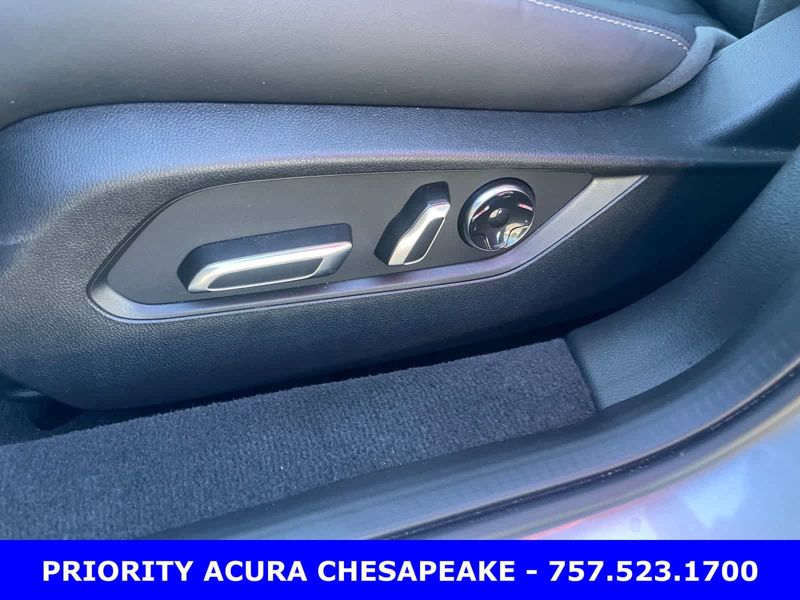 Thumbnail: 2025 Acura TLX - 8