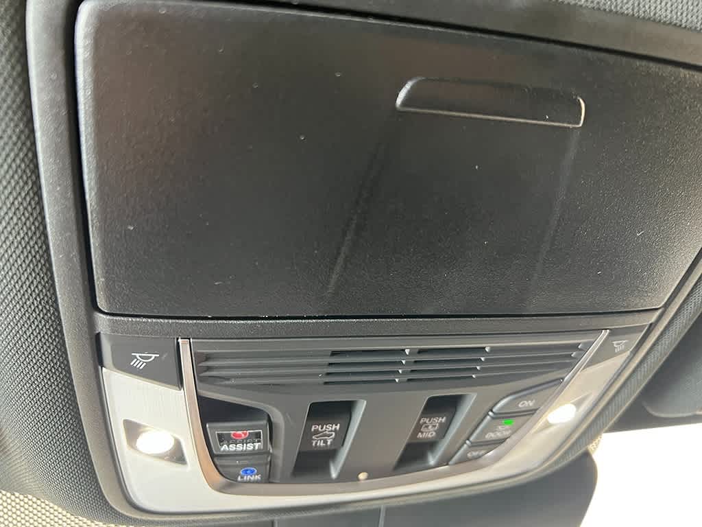 Thumbnail: 2026 Acura RDX - 24