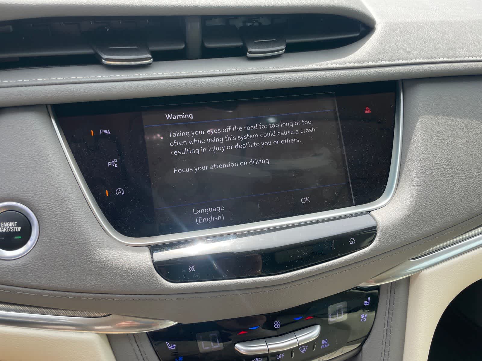 Thumbnail: 2022 Cadillac XT5 - 17