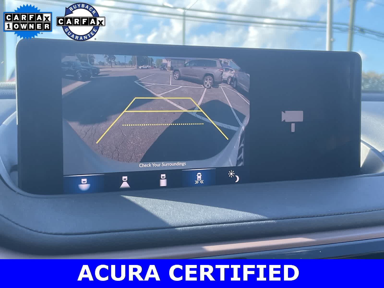 Thumbnail: 2024 Acura MDX - 17