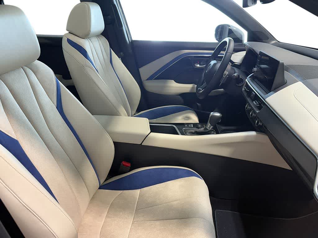 Thumbnail: 2025 Acura ADX - 40