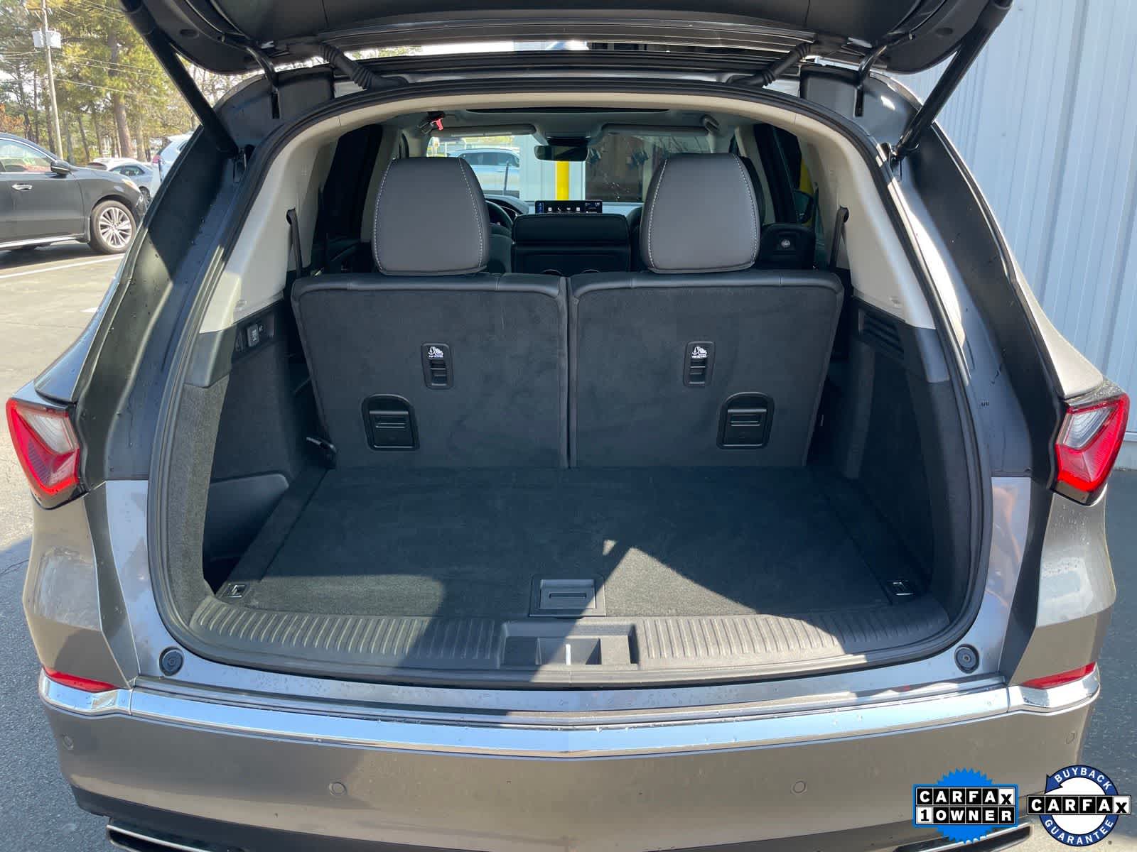 Thumbnail: 2025 Acura MDX - 25