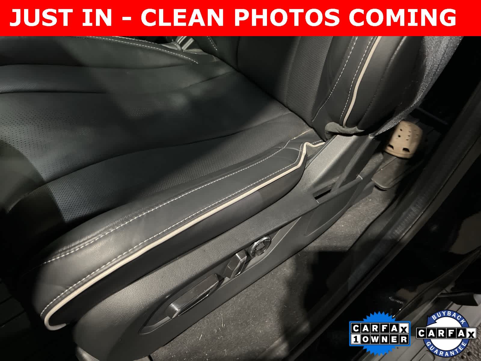 Thumbnail: 2023 Acura MDX - 9