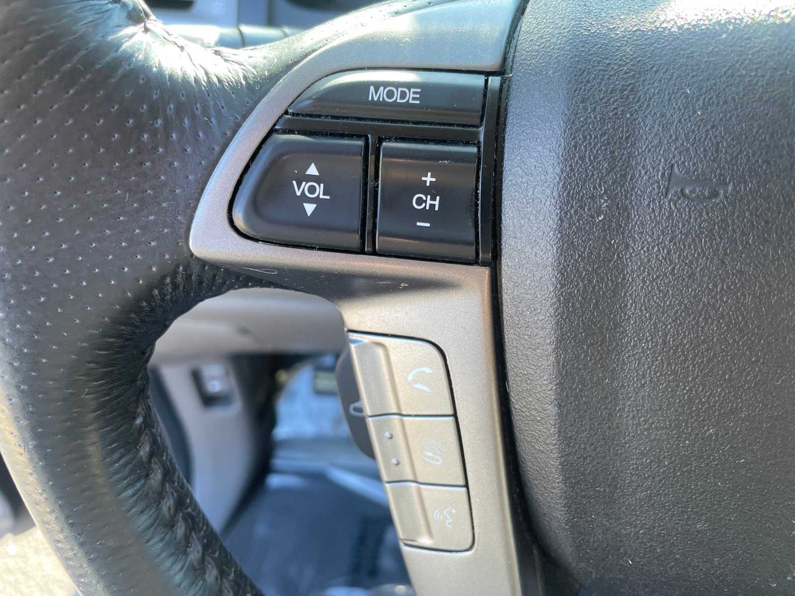 Thumbnail: 2016 Honda Odyssey - 14