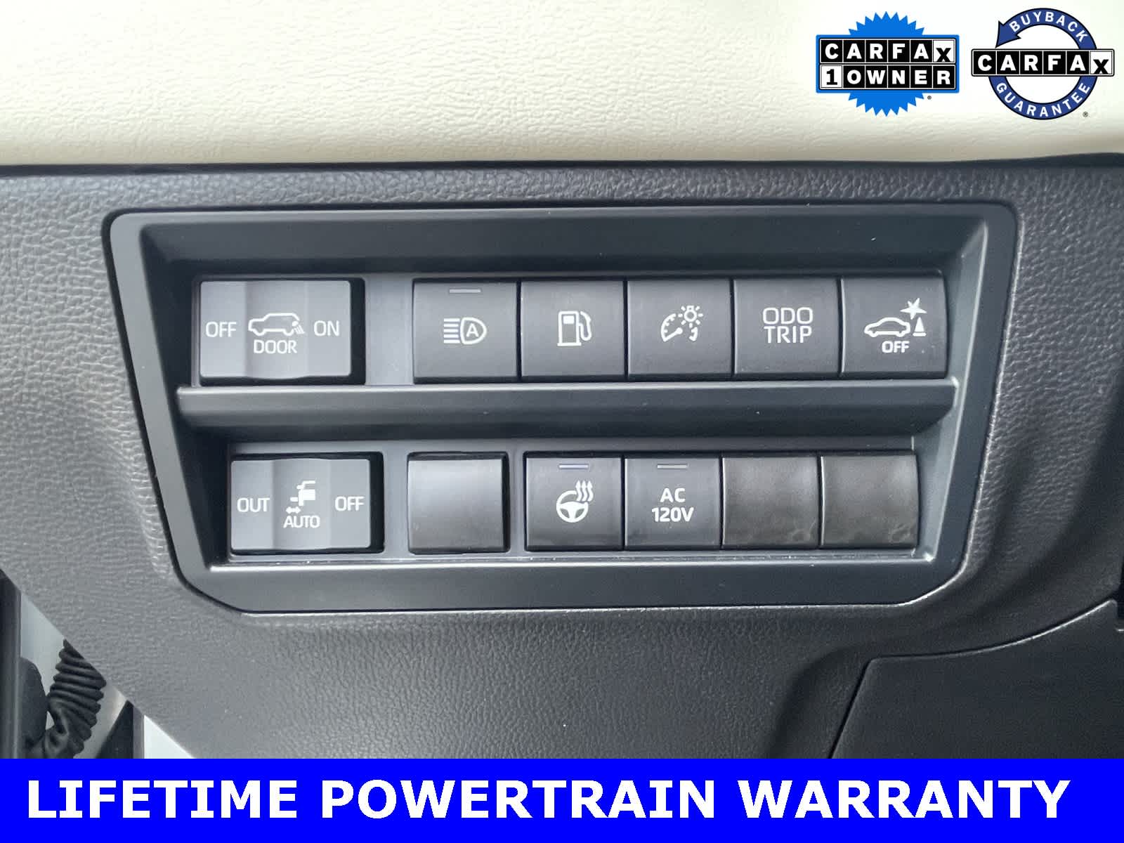 Thumbnail: 2024 Toyota Sequoia - 23