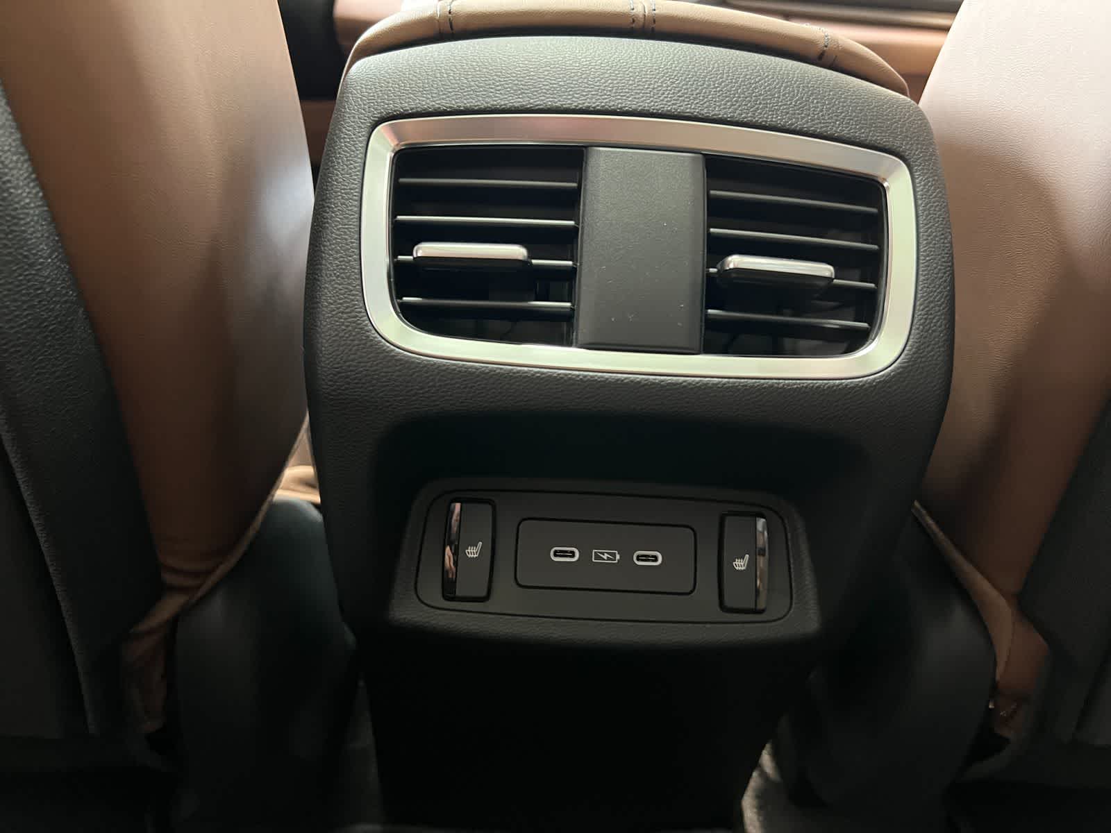 Thumbnail: 2026 Acura RDX - 33