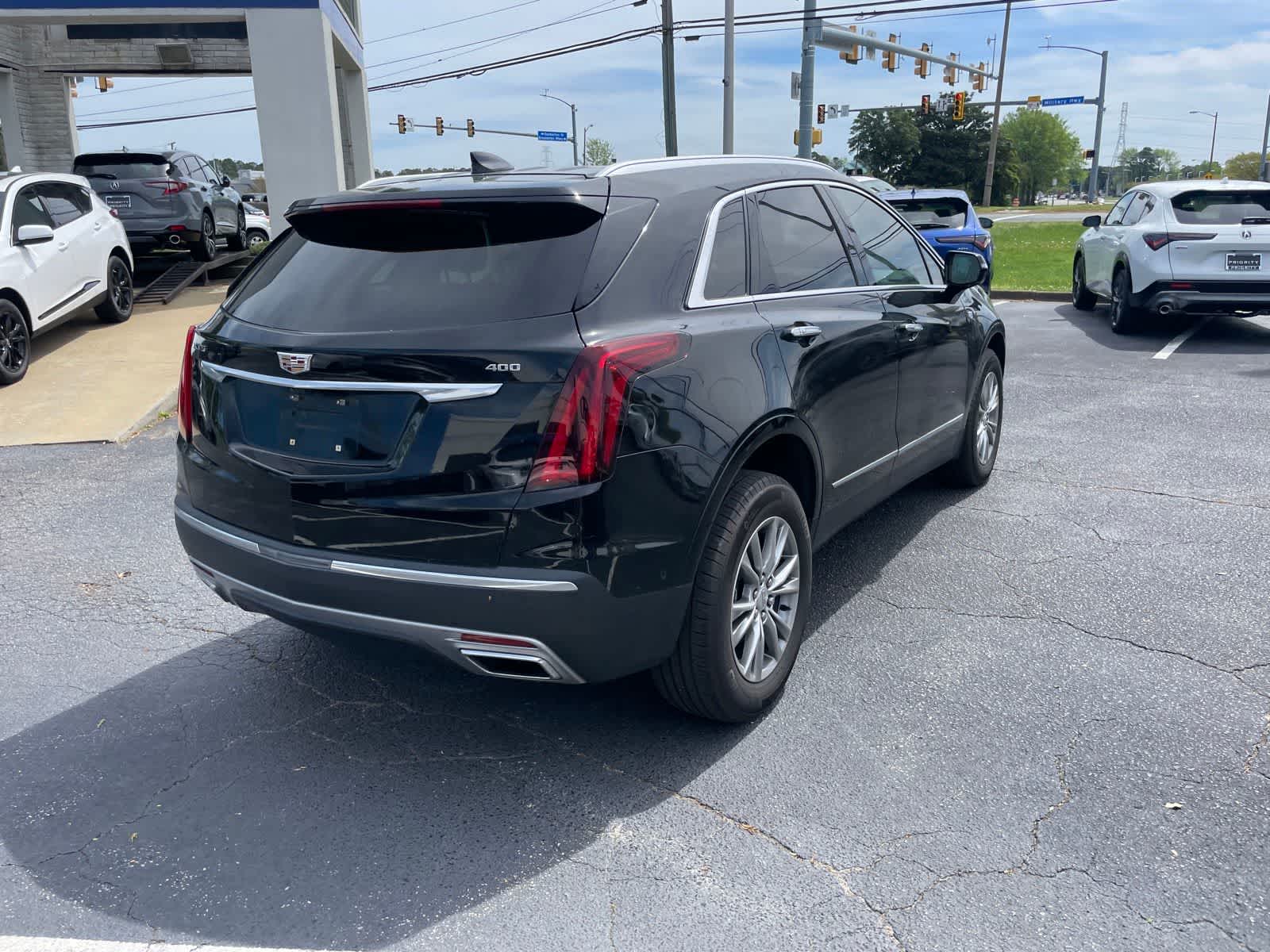 Thumbnail: 2022 Cadillac XT5 - 5