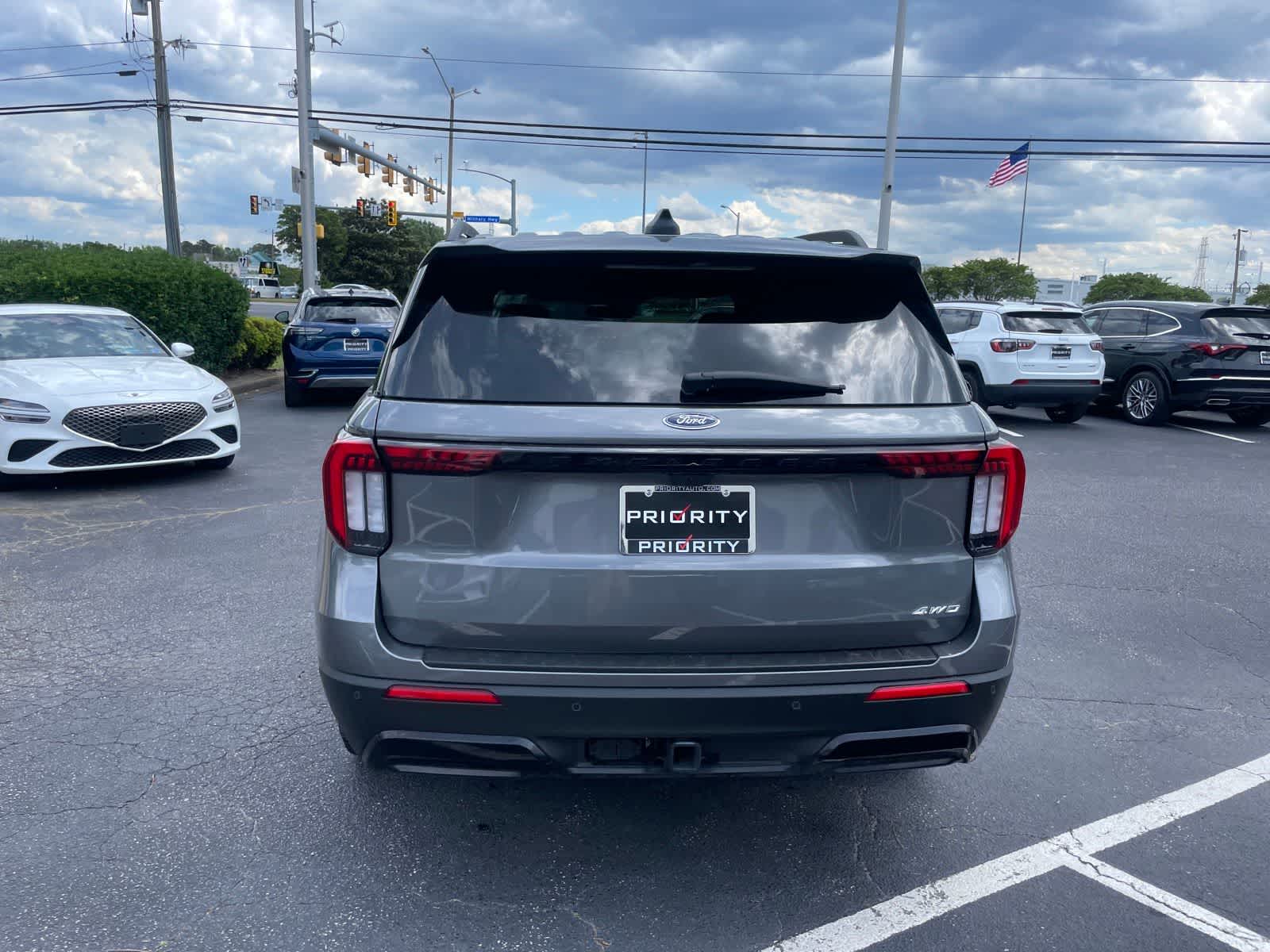 Thumbnail: 2025 Ford Explorer - 4