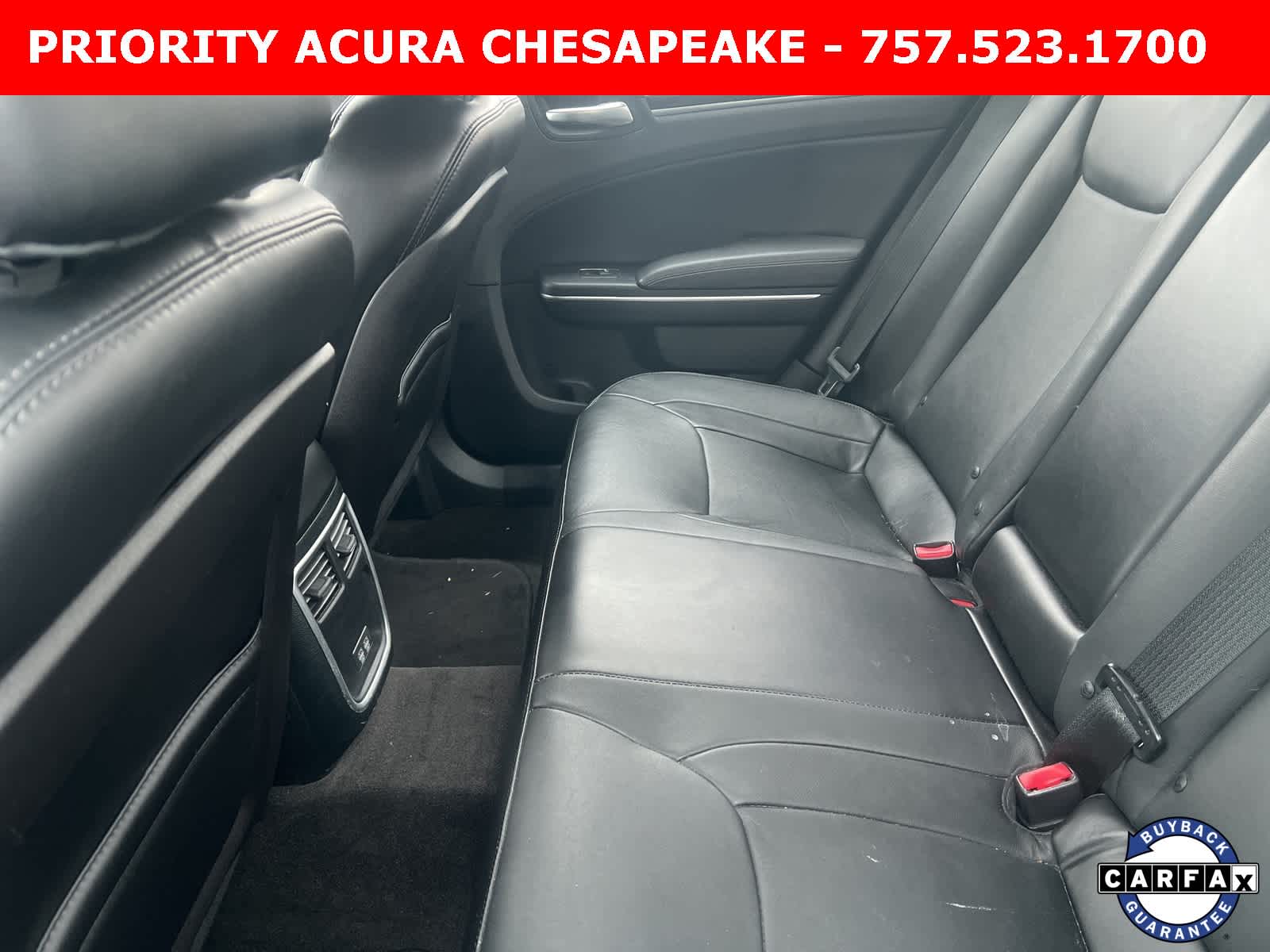 Thumbnail: 2015 Chrysler 300 - 5