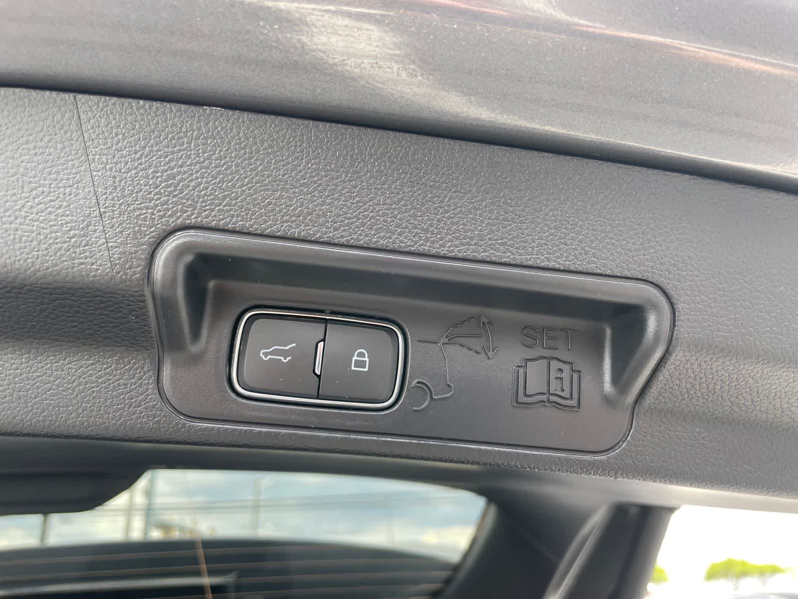 Thumbnail: 2025 Ford Explorer - 24