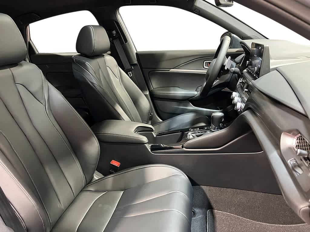 Thumbnail: 2025 Acura Integra - 36