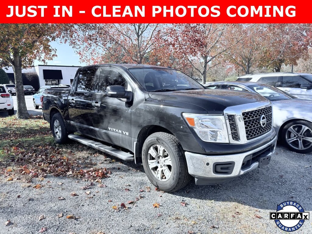 Used 2018 Nissan Titan SV Truck Crew Cab