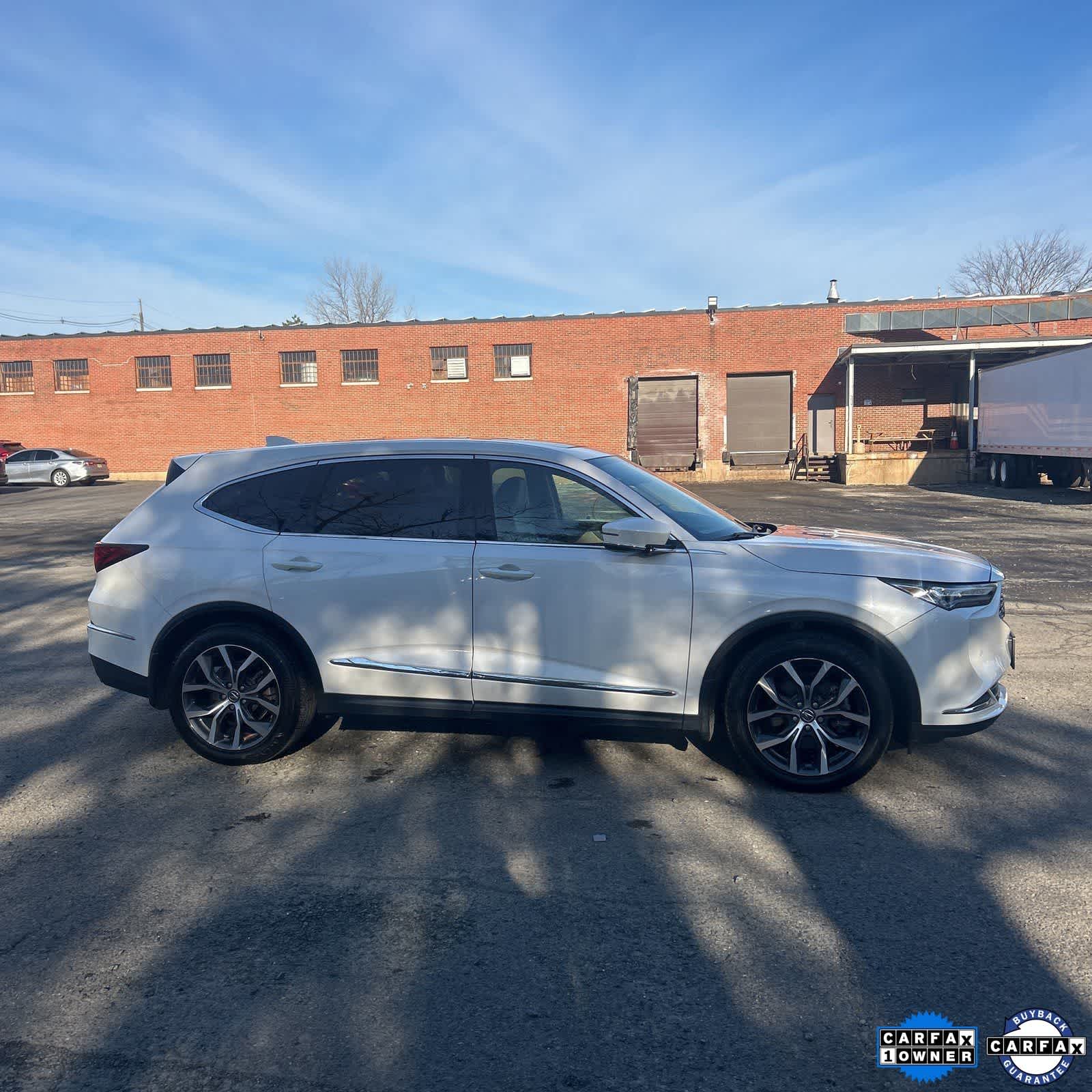 Thumbnail: 2023 Acura MDX - 6