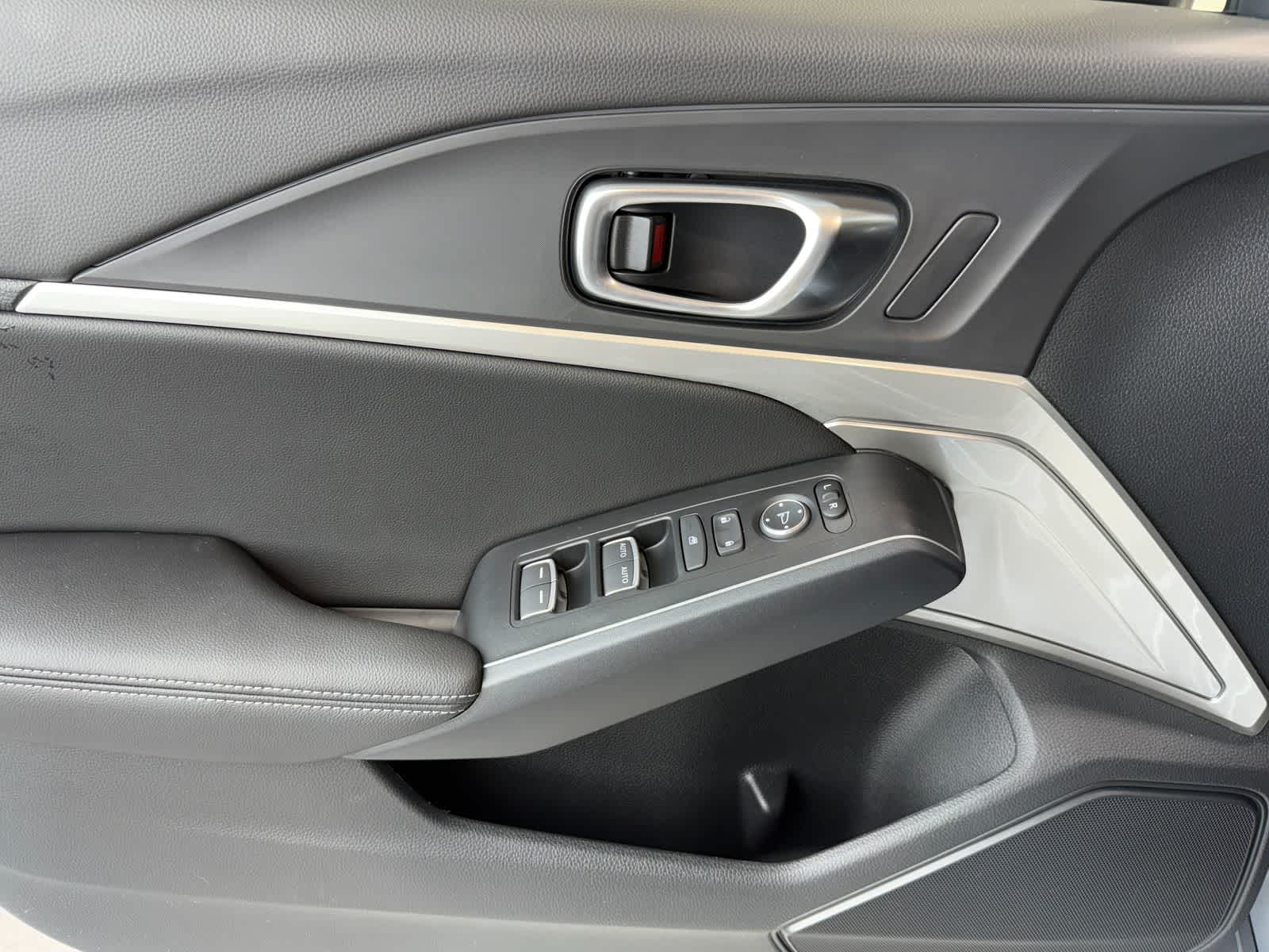 Thumbnail: 2026 Acura Integra - 13