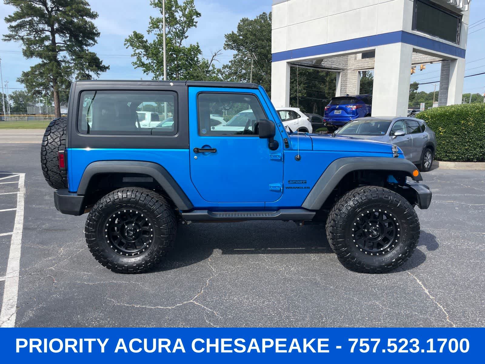 Thumbnail: 2016 Jeep Wrangler - 5