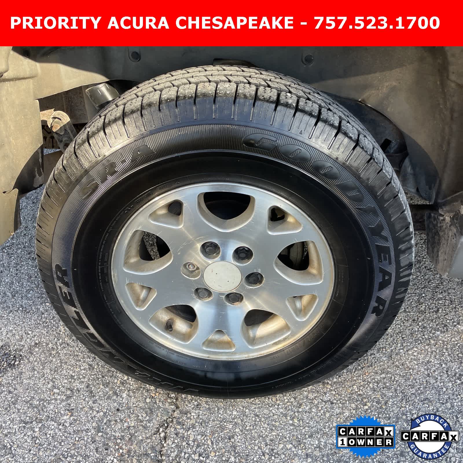 Thumbnail: 2003 Chevrolet Tahoe - 12