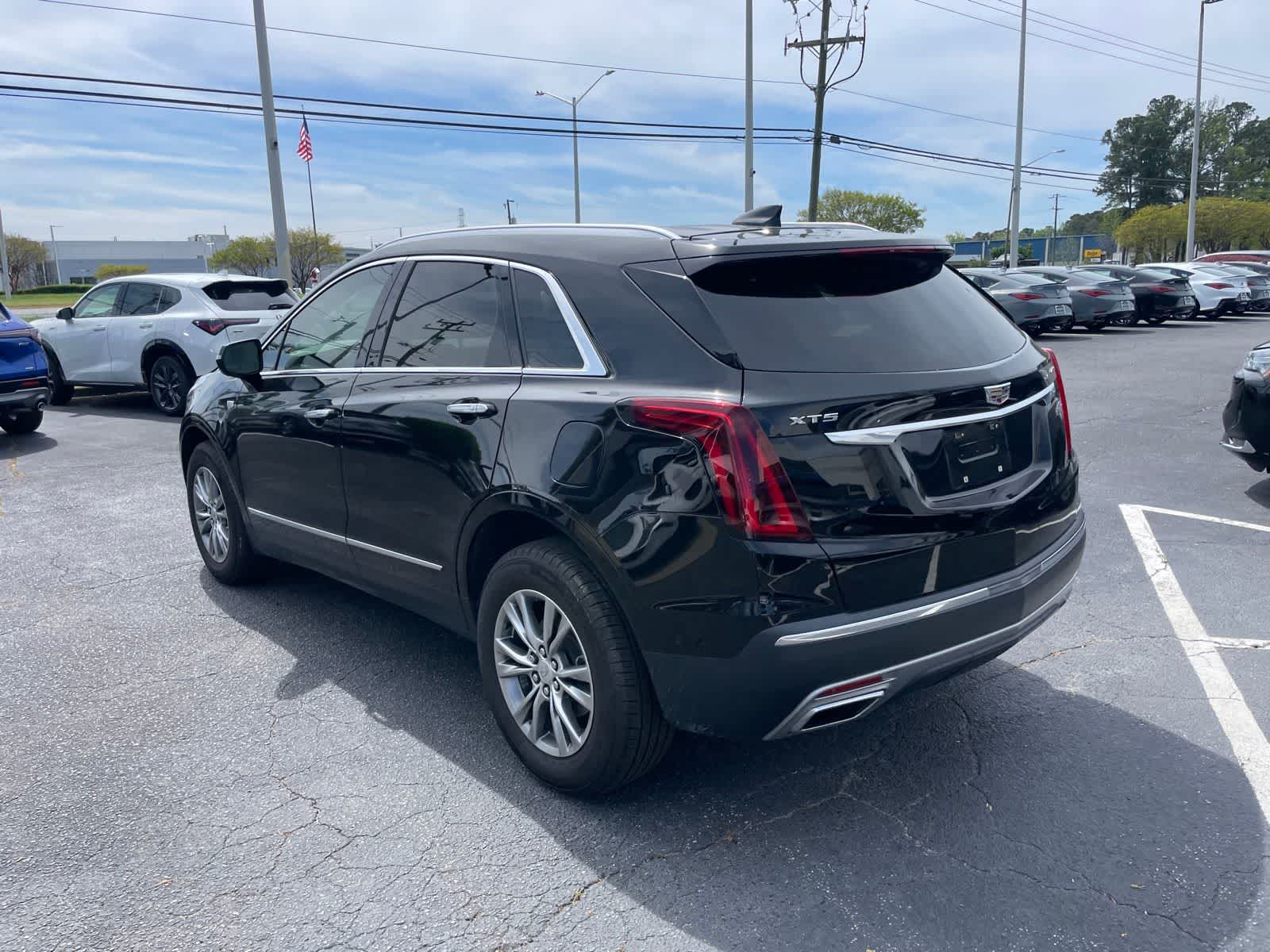 Thumbnail: 2022 Cadillac XT5 - 4