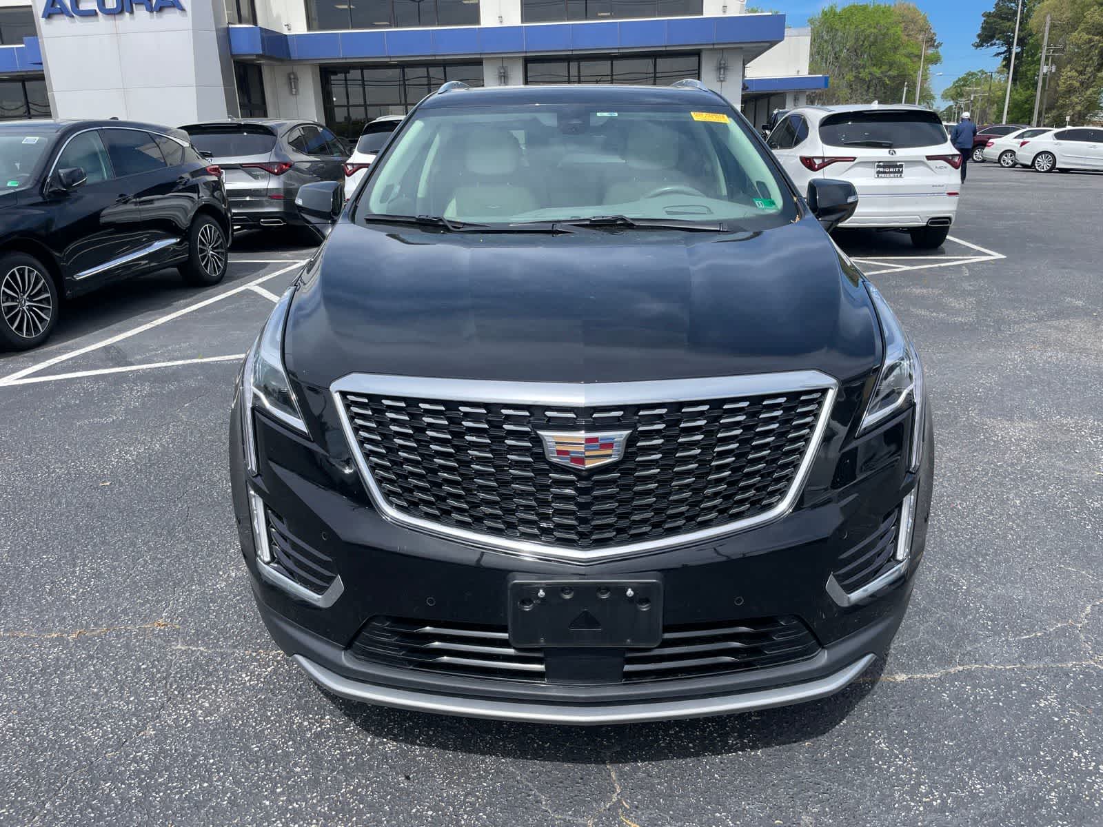 Thumbnail: 2022 Cadillac XT5 - 8