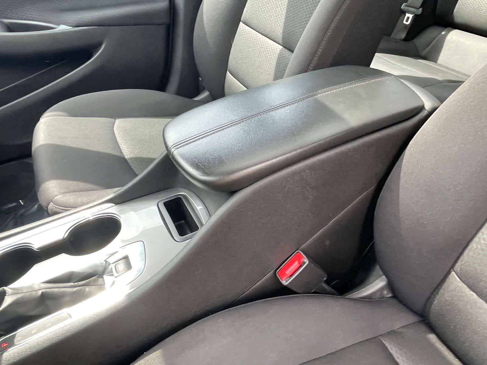 Thumbnail: 2024 Chevrolet Malibu - 21