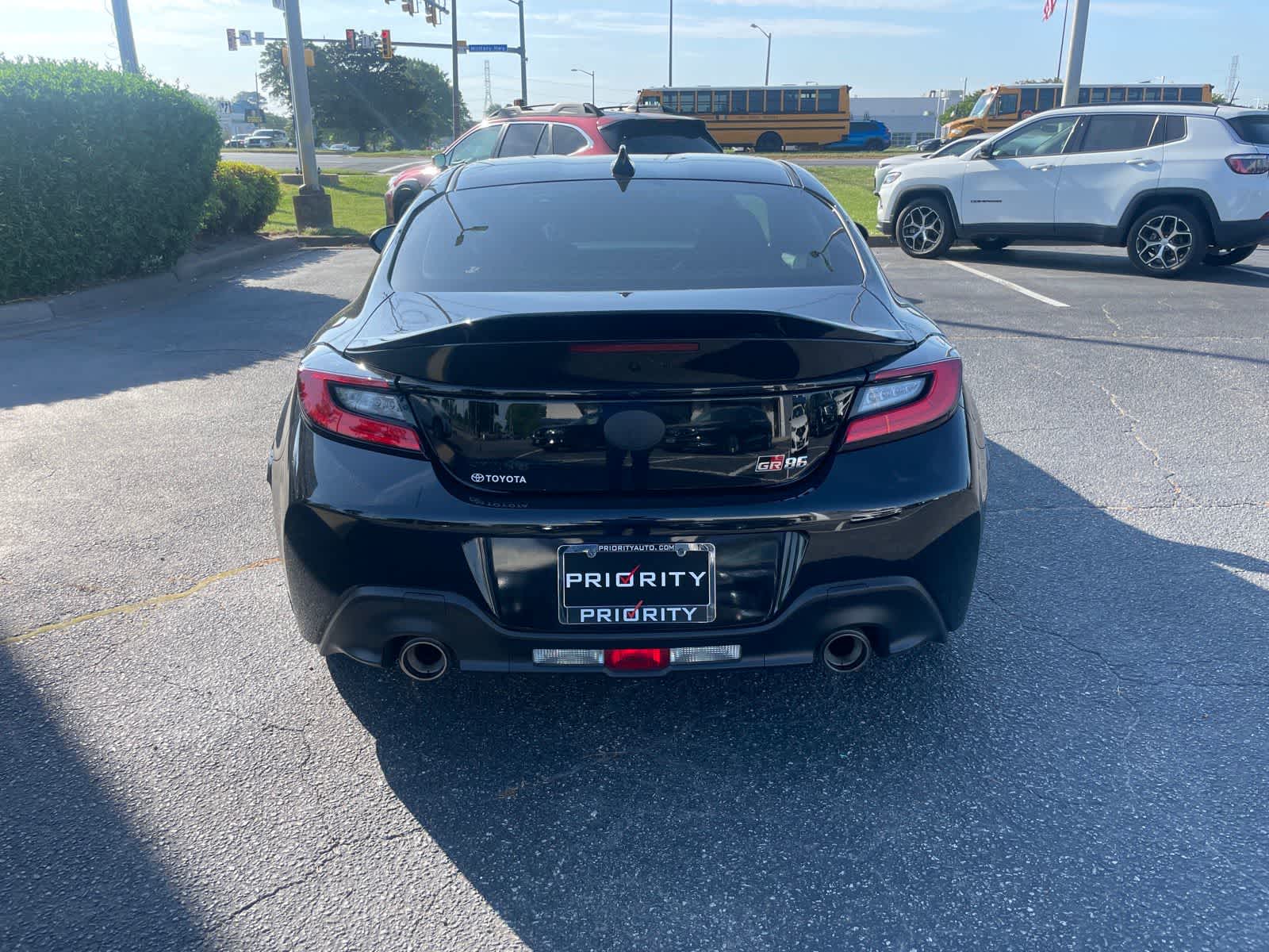 Thumbnail: 2025 Toyota GR86 - 4