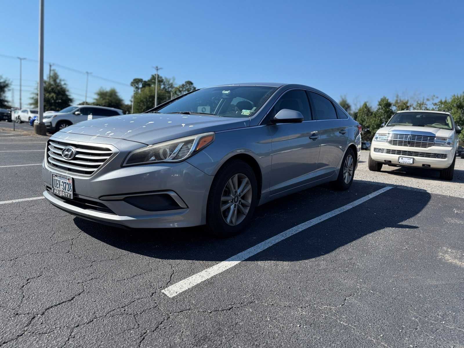 Thumbnail: 2016 Hyundai Sonata - 1