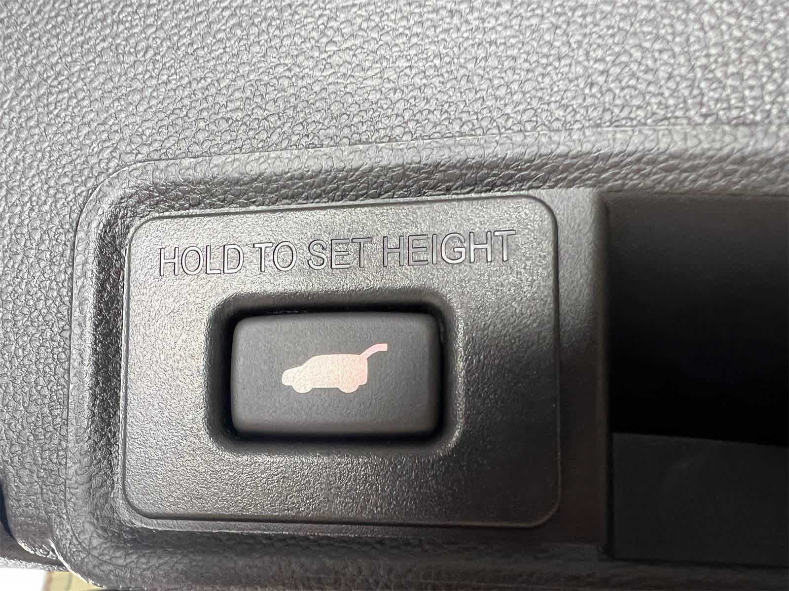 Thumbnail: 2026 Acura RDX - 33